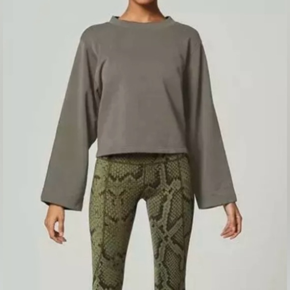 Varley Women’s Weymouth Olive Green Open Tie Back Sweatshirt. Size S  M-05